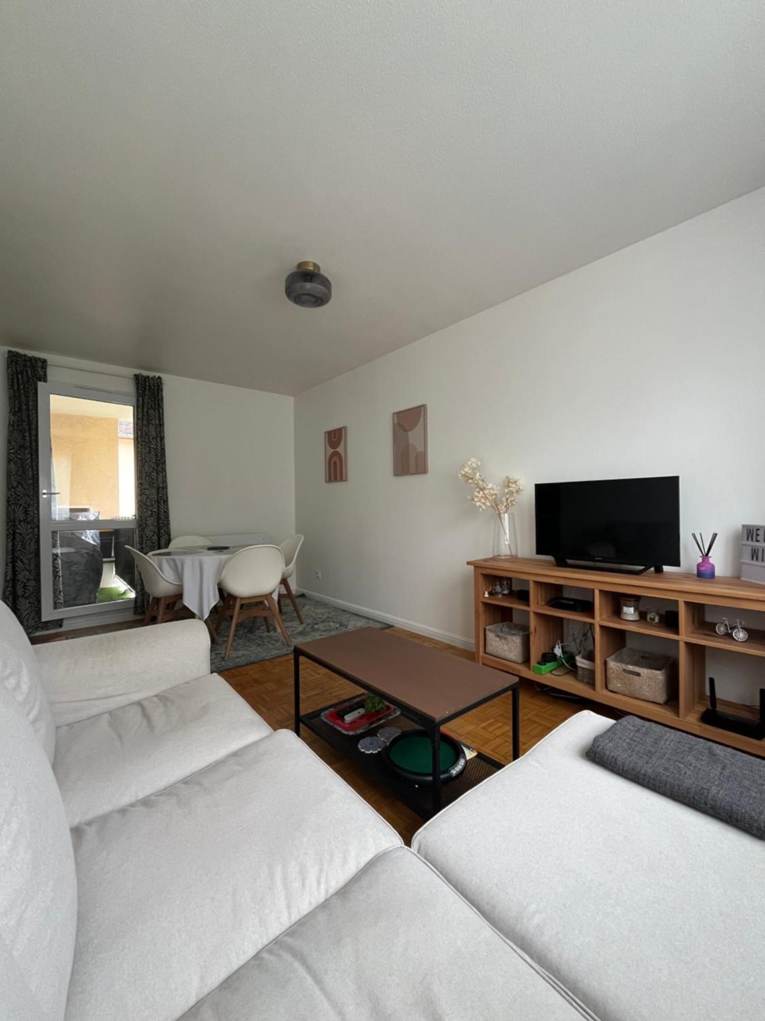סן-ג'ני-לאבאל Appartement Cosy Et Confortable מראה חיצוני תמונה